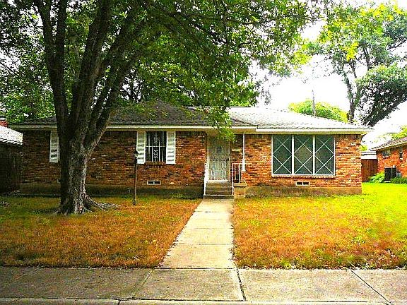 2nd image of 8588 Sweetwater Dr