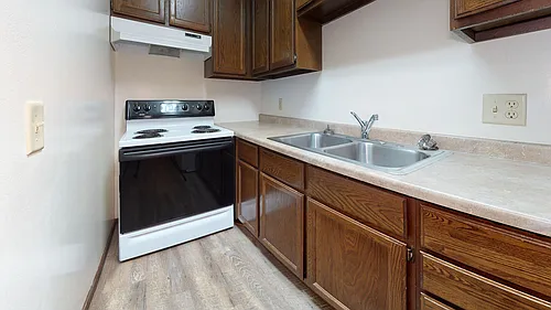 Richard Arms Apartments Photo 1