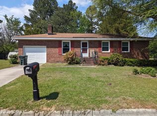 743 Fawn Rd, Ayden, NC 28513