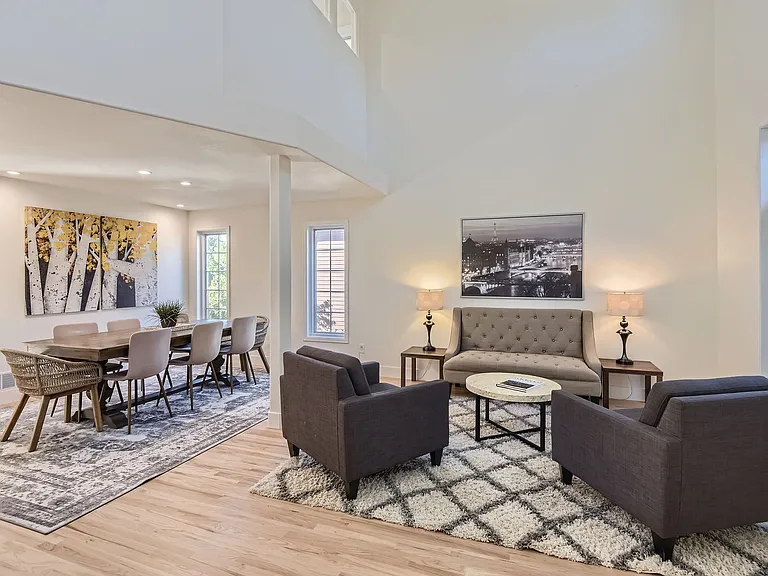 6694 Dutch Creek St — Photo 3