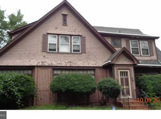 24 River Dr, Trenton, NJ 08618