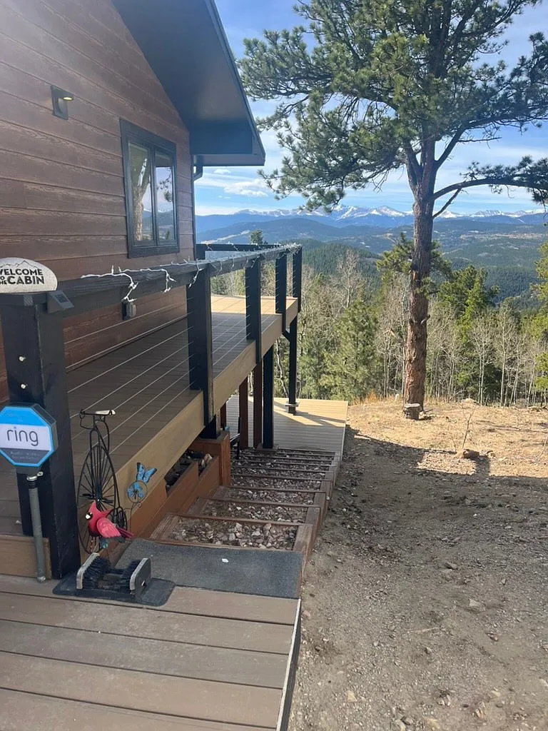 Mountain Cabin Apartment — Photo 1