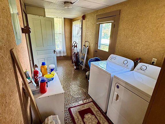 15th image of this home