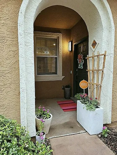 601 Menaul Blvd NW #2305 Photo 1 601 Menaul Blvd NW #2305 Photo 1