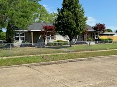 239 W Ingram St, Camden, AR, 71701