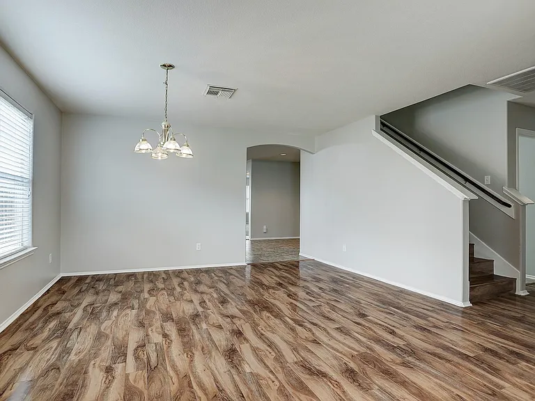 223 Sunset Colony Dr — Photo 5