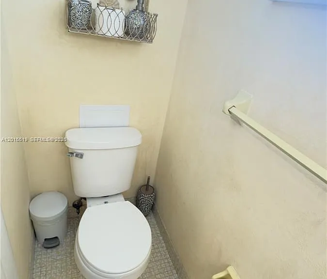 2820 NE 201st Ter #F217 — Photo 8
