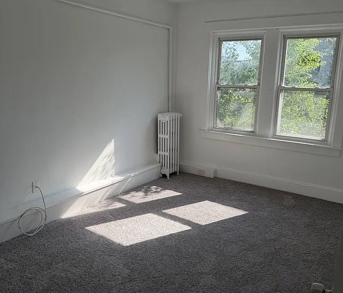936 Simpson St #2 — Photo 4