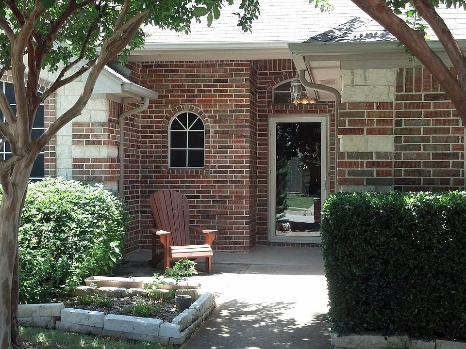 1st image of 859 Valley Green Ct