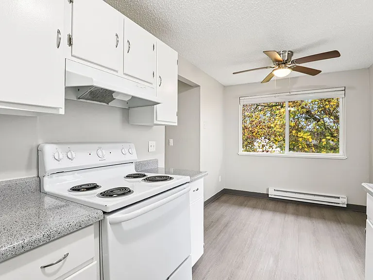 PARK PLACE APARTMENTS - YOUR HOME IS HERE! - UP TO 6 WEEKS FREE! PLUS $99 OAC MOVE-IN SPECIAL! — Photo 45