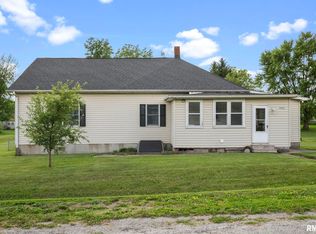 406 234th St, Aledo, IL