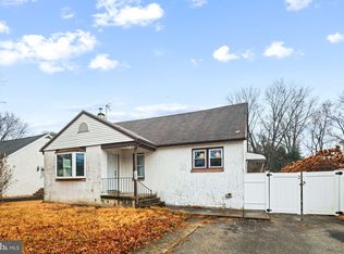 302 Rogers Rd, Norristown, PA 19403