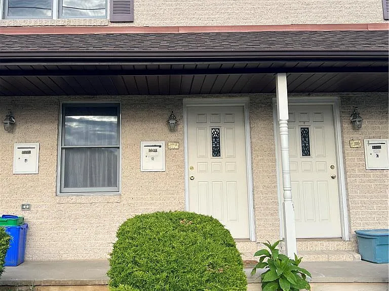 1532 N New St #B — Photo 1