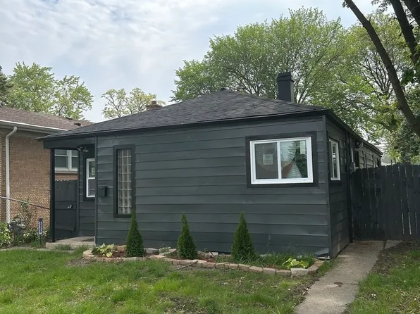 12509 S Bishop St, Calumet Park, IL 60827