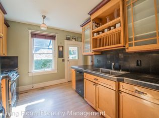 1827 SE 38th Ave, Portland, OR 97214