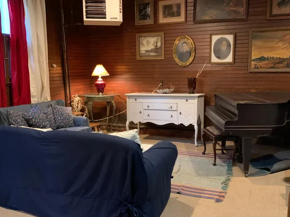 250 President Ave, Providence, RI 02906