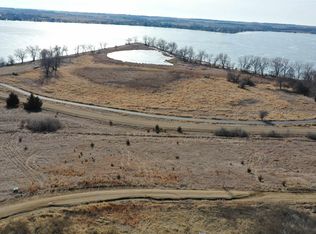 6097 Point Dr, Madison, SD 57042