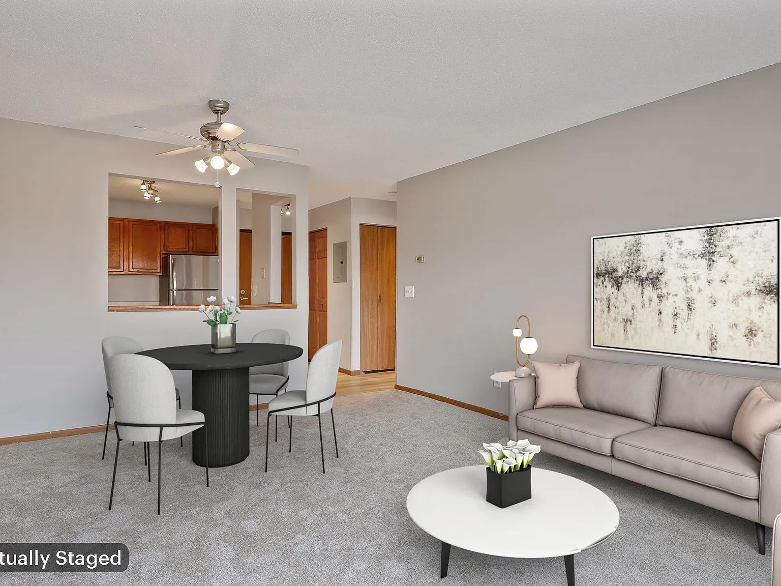 1 bed, 1.0 bath, 722 sqft, $1,595 — Photo 2