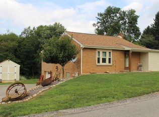 7105 Gayle Dr, Finleyville, PA