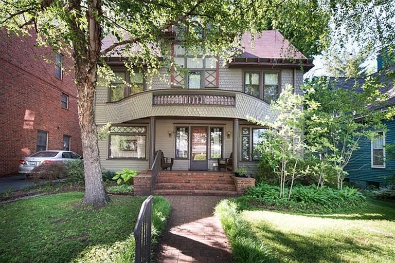 1st image of 151 Kentucky Ave