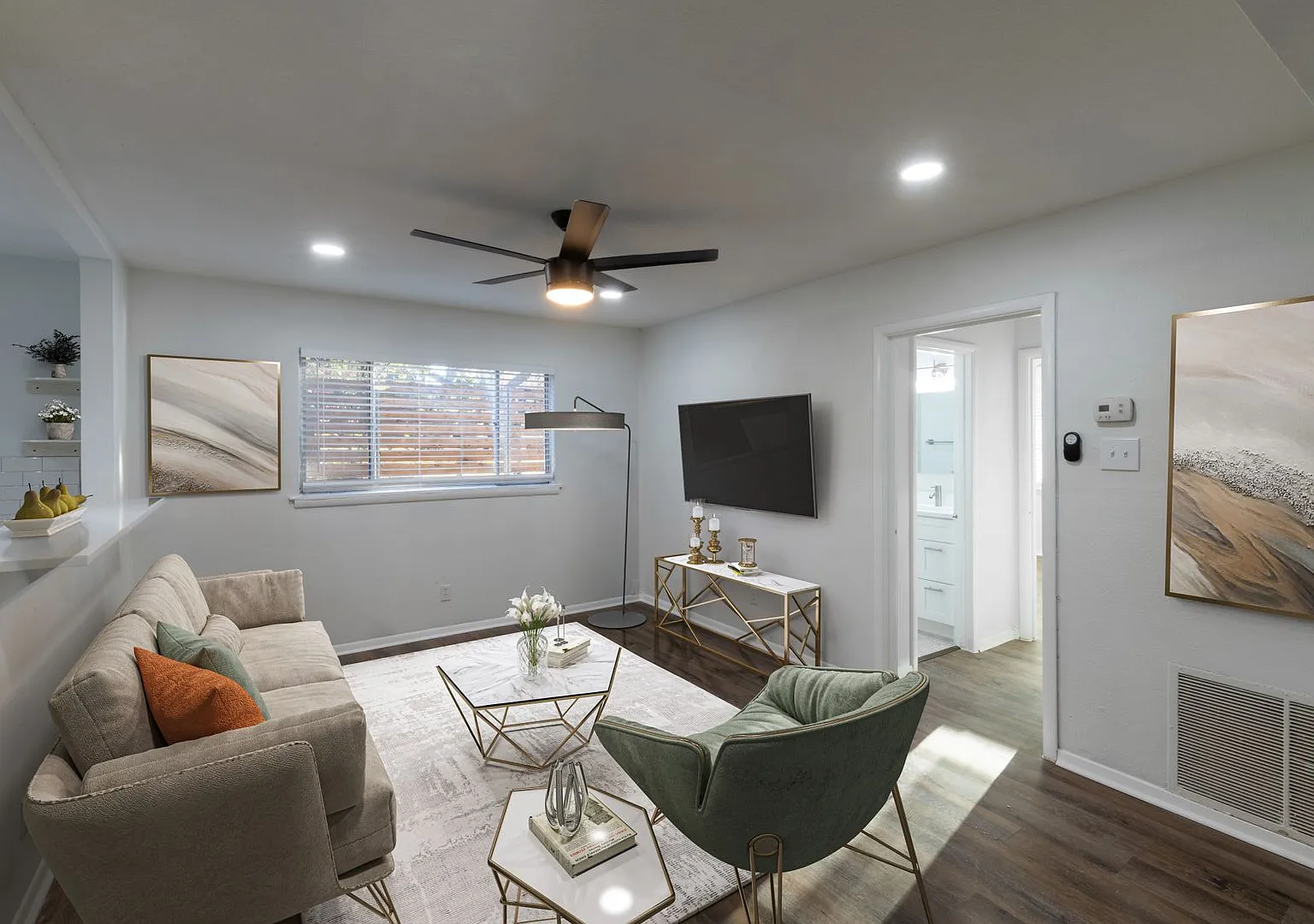 5921 Gaston Ave — Photo 2