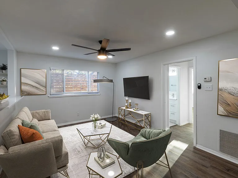 5921 Gaston Ave — Photo 14