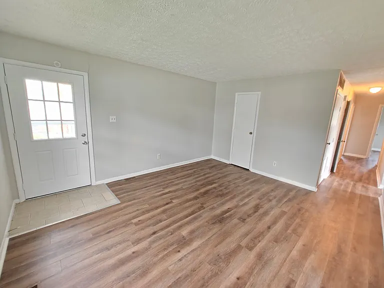 1442 Coachlite Dr — Photo 12