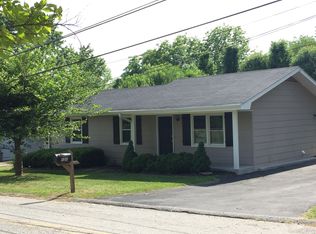 121 Spencer St, Clyde, NC 28721