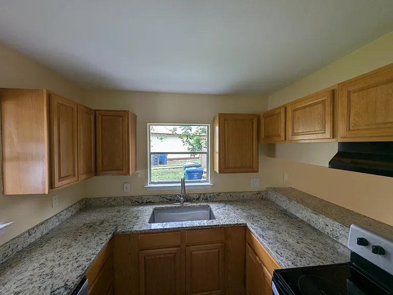 14504 Waddesdon Blf — Photo 3