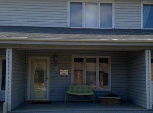 1709 Rockingham Dr APT B, Normal, IL 61761