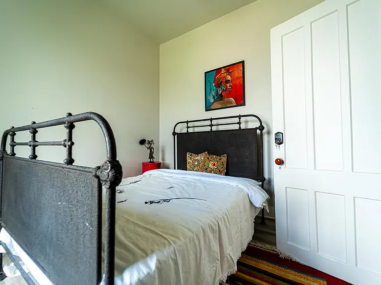 240 Washington Ave #2 — Photo 8