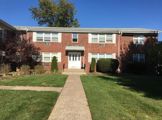 239 N Middletown Rd APT F, Pearl River, NY 10965