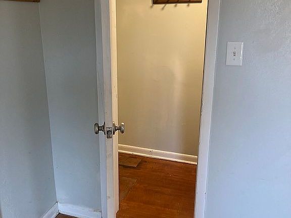 4th image of 659 NE East St