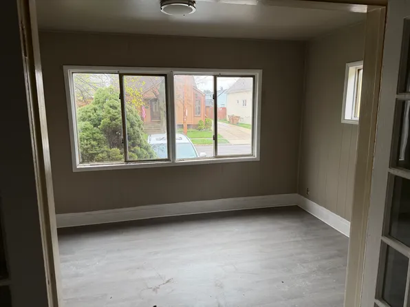 142 Willowlawn Pkwy #1, Buffalo, NY 14206