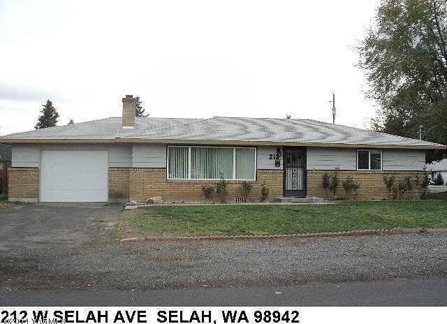 1st image of 212 W Selah Ave