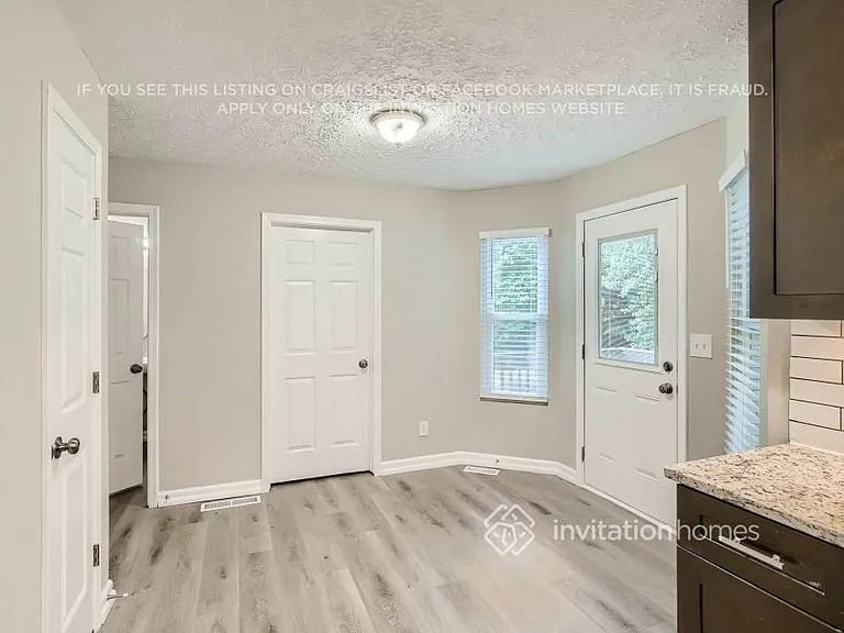 594 Rivulett Ct — Photo 11