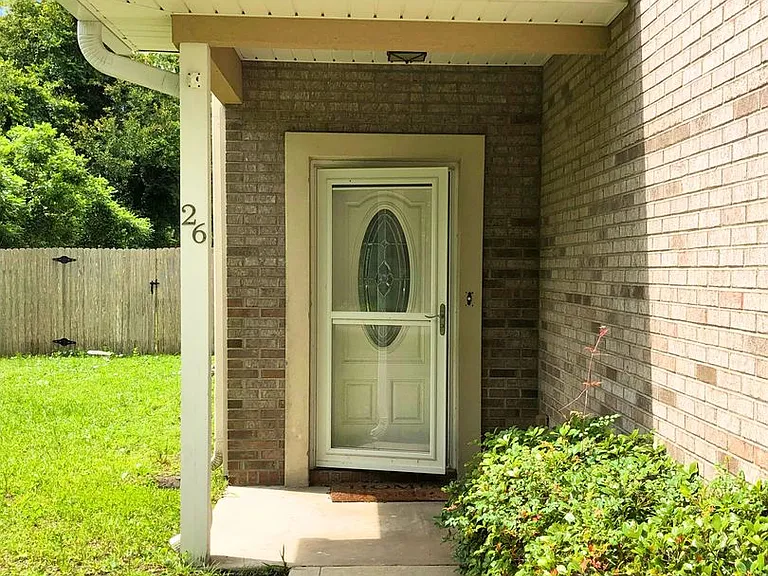 26 Lonesome Pine Rd — Photo 2