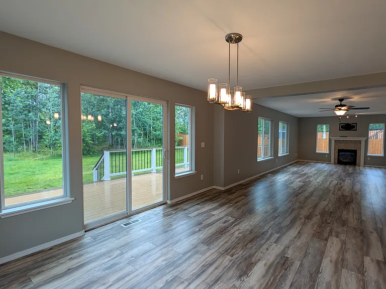 12934 Rosser Dr — Photo 15