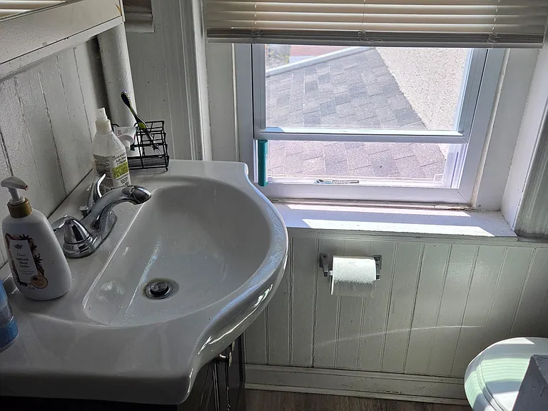 260 Bridge St #3 — Photo 13