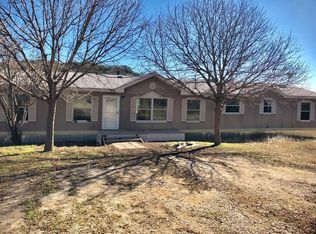 224 Woodcreek Dr, Kerrville, TX 78028