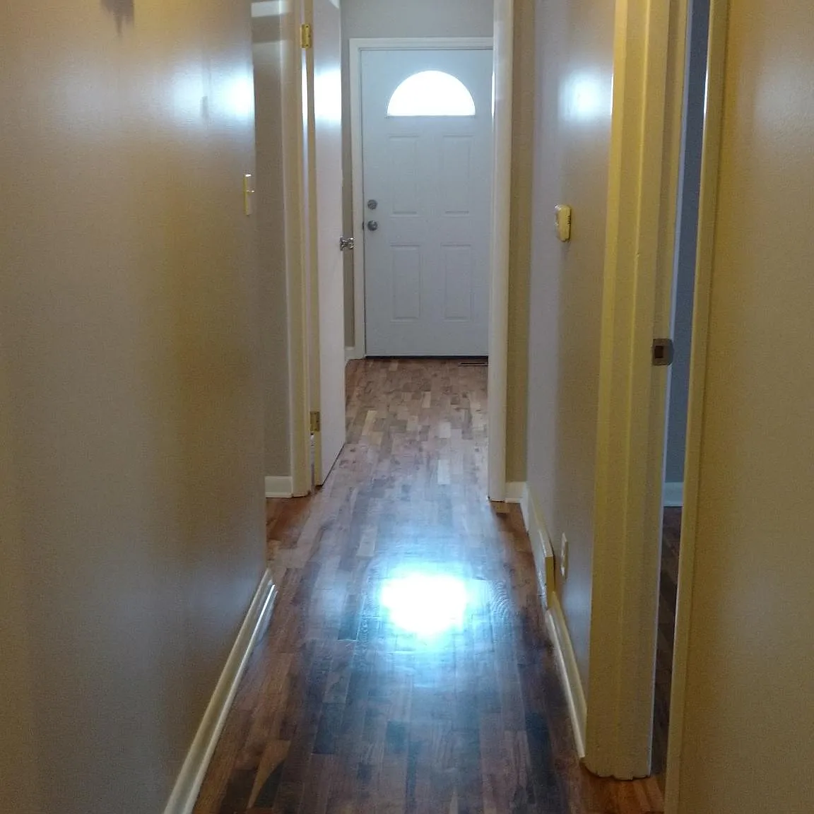 5 bed, 2000 sqft, $2,925 — Photo 4