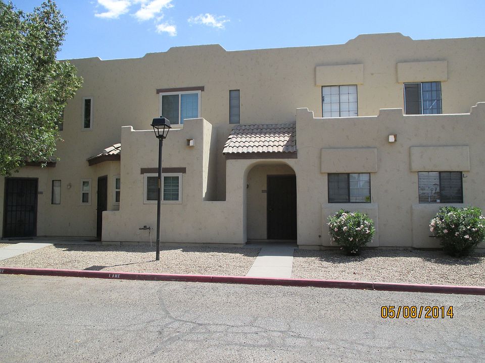 1st image of 1935 W Morten Ave Unit 15