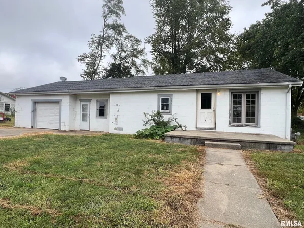 106 S Grove St, Middletown, IL 62666