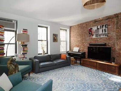 178 E 2nd St APT 4A, New York, NY, 10009