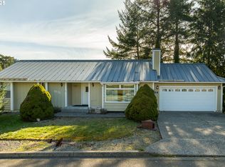 1521 Ranch Rd, Reedsport, OR 97467