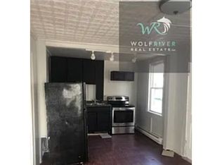 648 4th St UNIT 2, Troy, NY 12180