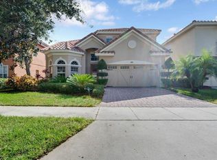 6858 Dolce St, Orlando, FL 32819