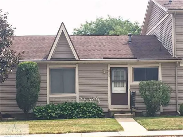 2085 Lake Lansing Rd, Haslett, MI 48840