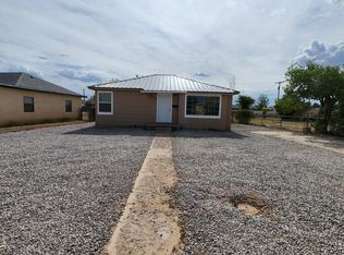 1704 N Ohio Ave, Roswell, NM 88201