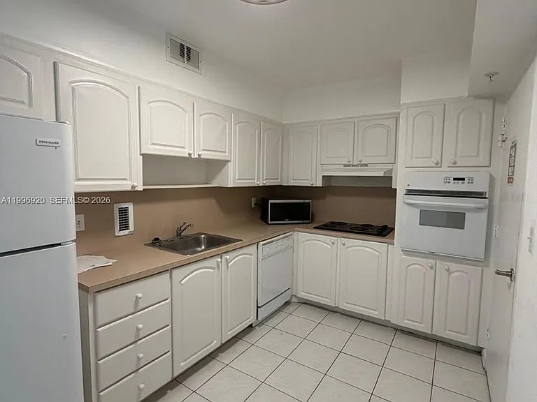 4001 S Ocean Dr #4H — Photo 5